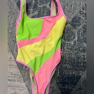 Lainsnow neon one piece